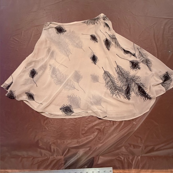 Vintage Y2K Topshop Cream/Black Flutter One Shoulder Feather Blouse Size 4/Small - Picture 3 of 10